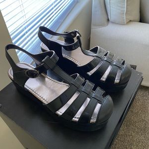 Retro 90’s- Inspired Jelly Platforms
